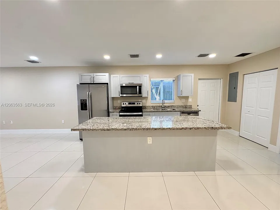 1770 NW 55th St #1