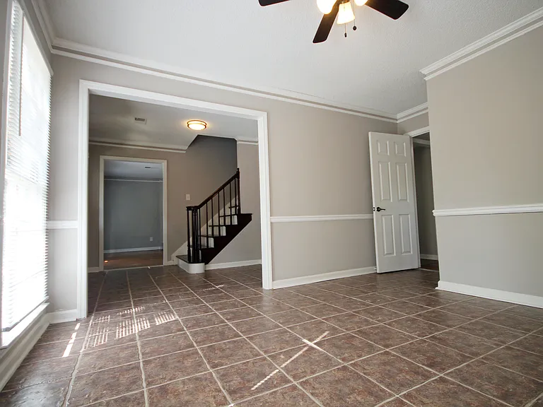 4525 Fox Creek Dr — Photo 28