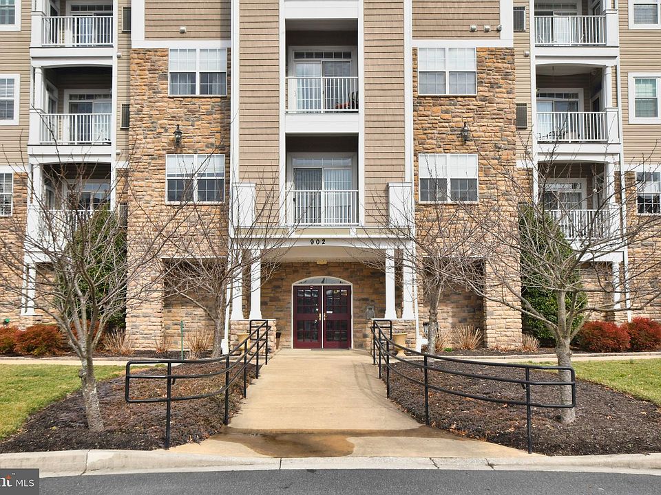 1st image of 902 Macphail Woods Xing APT 3I