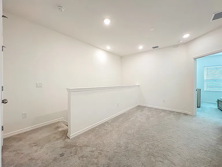 7025 Twilight Bay Dr — Photo 16
