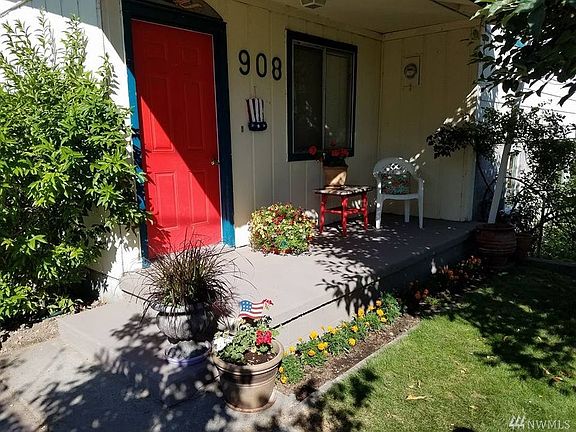 5th image of 908 4th Ave N