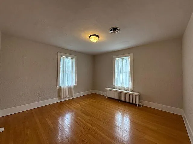 715 Ferdinand Ave SW — Photo 10