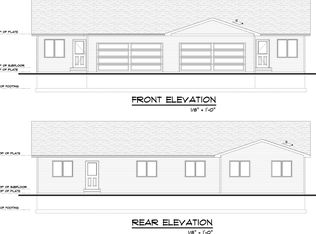 1517 47th Loop SE, Minot, ND 58701
