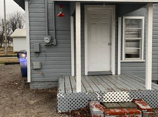 801 N State St #804, Caney, KS 67333