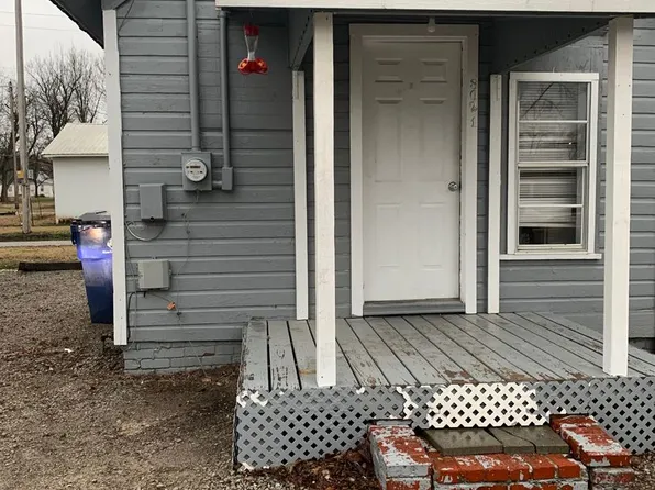 801 N State St #804, Caney, KS 67333