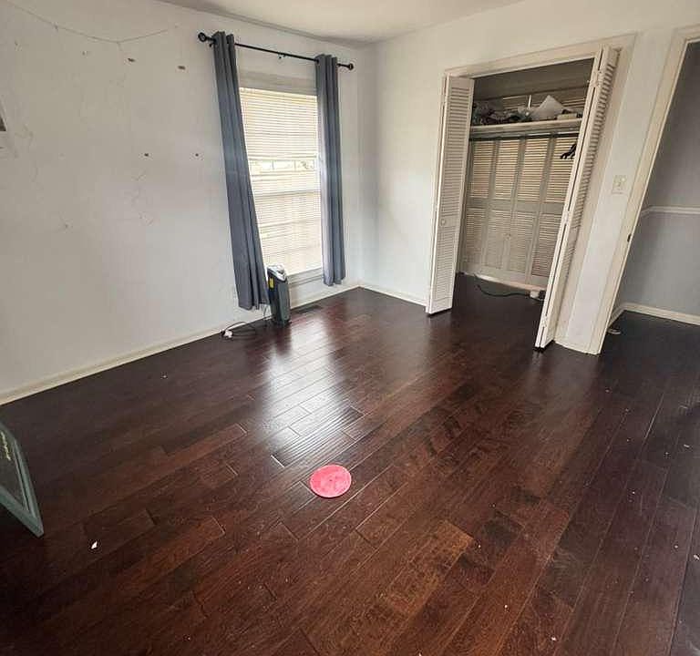 1st image of 927 Britton Ave