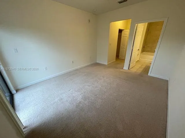 10600 NW 88th St — Photo 6