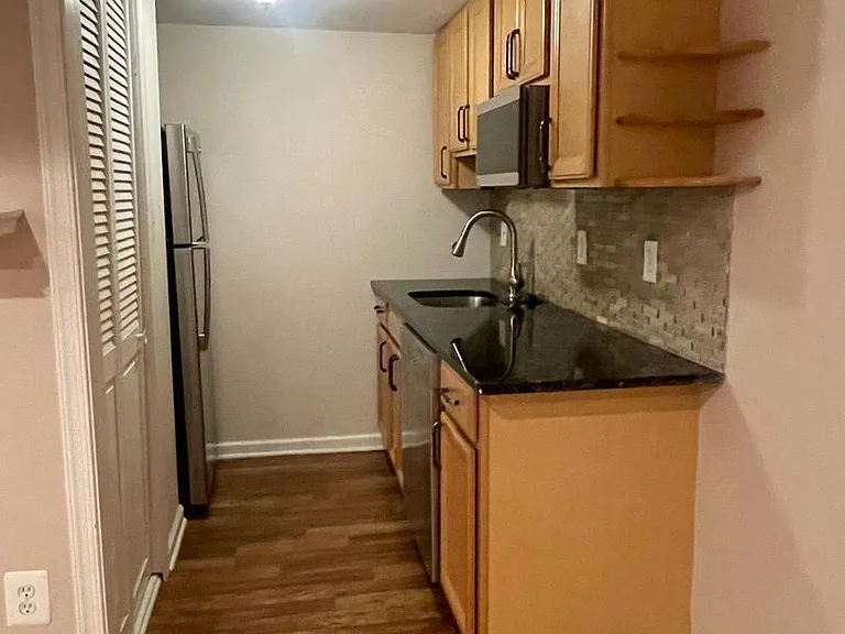 6223 Rathlin Dr — Photo 24