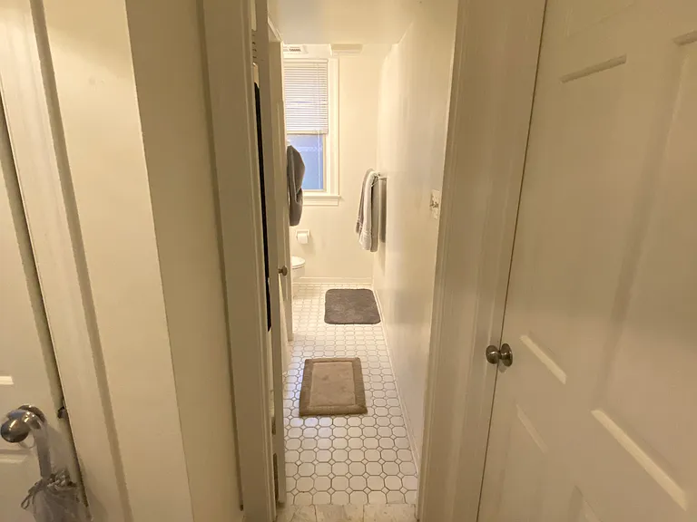 18 9th St NE #208 — Photo 3