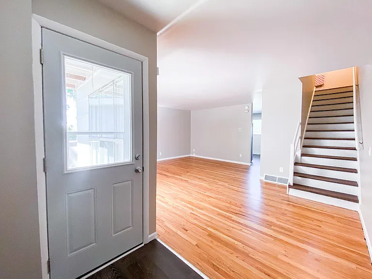 1108 Catalpa Cir — Photo 7