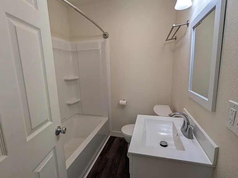 Common bathroom, bedrooms 2 and 3 are close