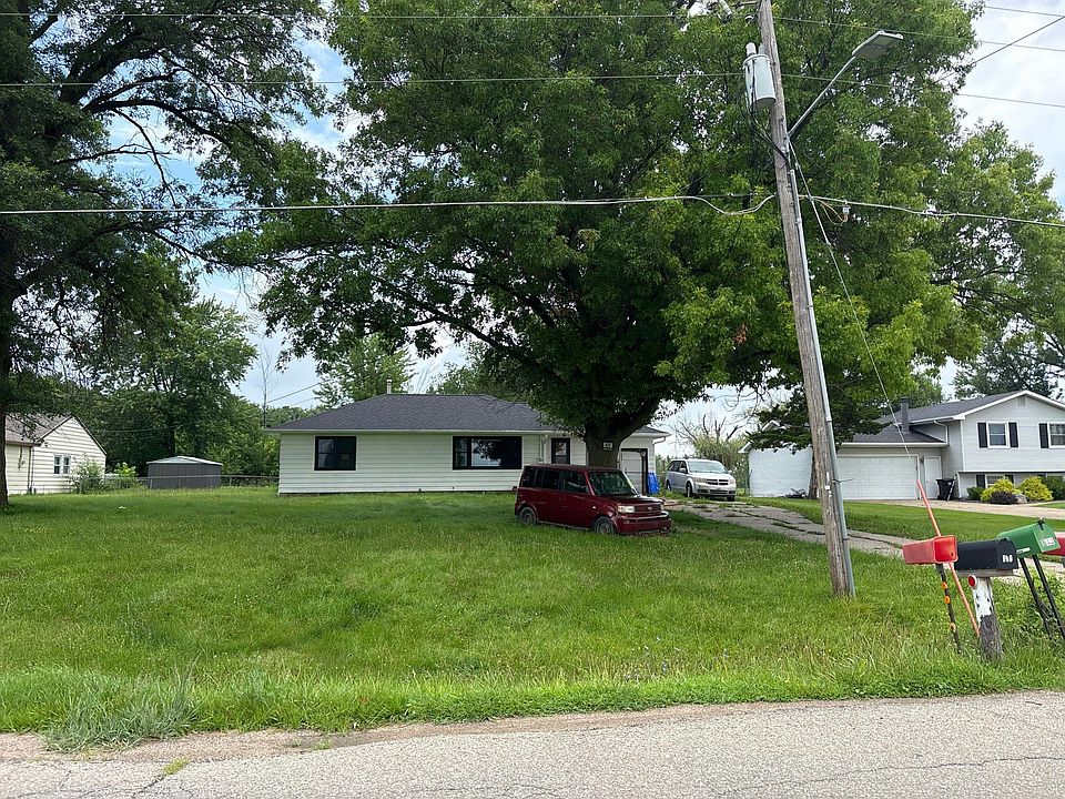 1st image of 431 E Rochester Rd