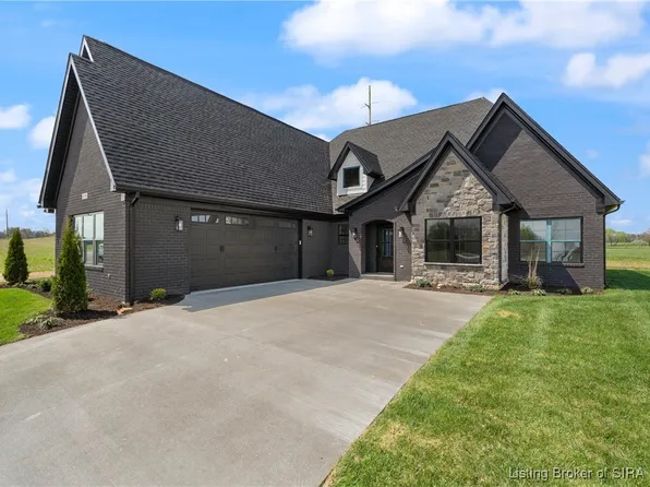 8136 Farming Way, Charlestown, IN 47111