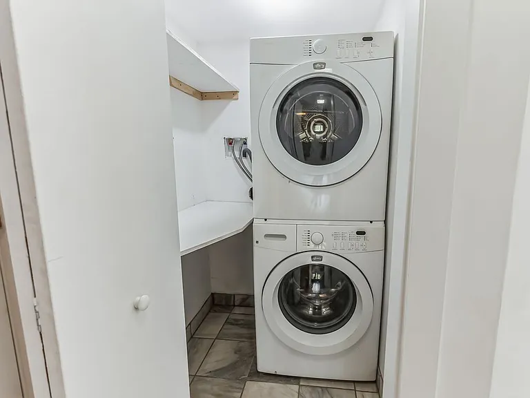 1425 N Line St — Photo 19