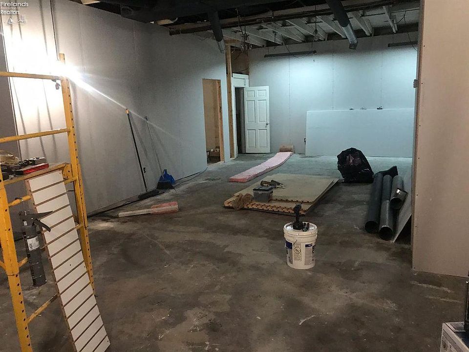 2nd image of 29 Benedict Ave.