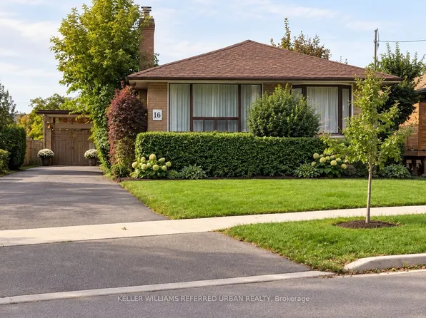 16 Carsbrooke Rd, Toronto, ON M9C 3C1
