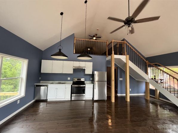 72 Mountain Range Rd