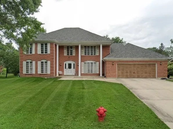 8112 S Park Ave, Burr Ridge, IL 60527