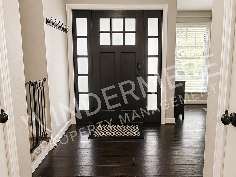 585 NW Fairwood Way — Photo 22