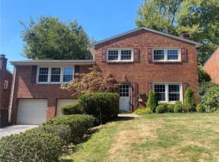 912 Lovingston Dr, Pittsburgh, PA