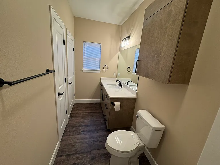 1308 Jackson Ave — Photo 25