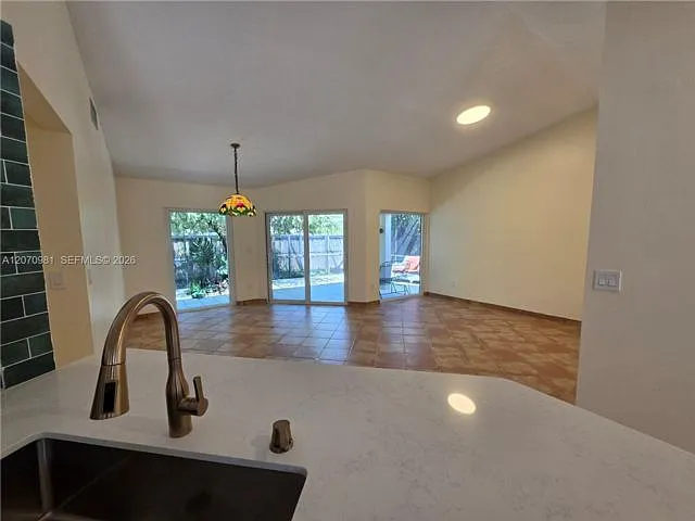 2 bed, 2.0 bath, $3,500 — Photo 3