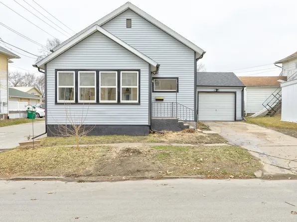 103 N Sycamore St, Creston, IA 50801