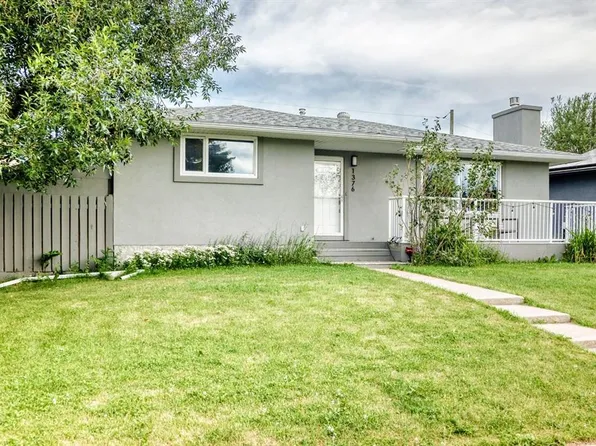 1376 NW Lake Sylvan Dr SE, Calgary, AB T2J 3C8