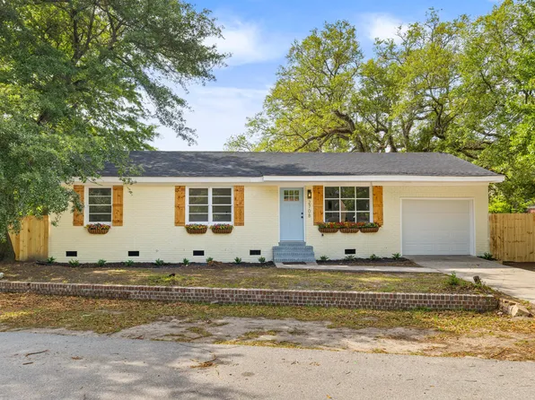 2708 Crestline Dr, North Charleston, SC 29405