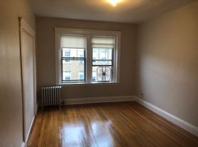 11 Perkins Sq, Jamaica Plain, MA