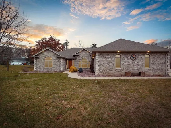 N4092 Brown Deer Drive, Brodhead, WI 53520
