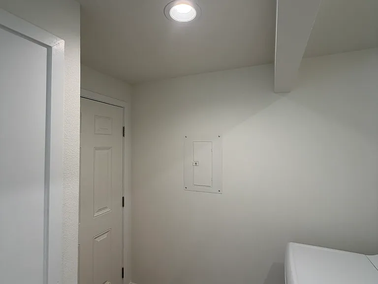 1050 NE Butler Market Rd #20 — Photo 12