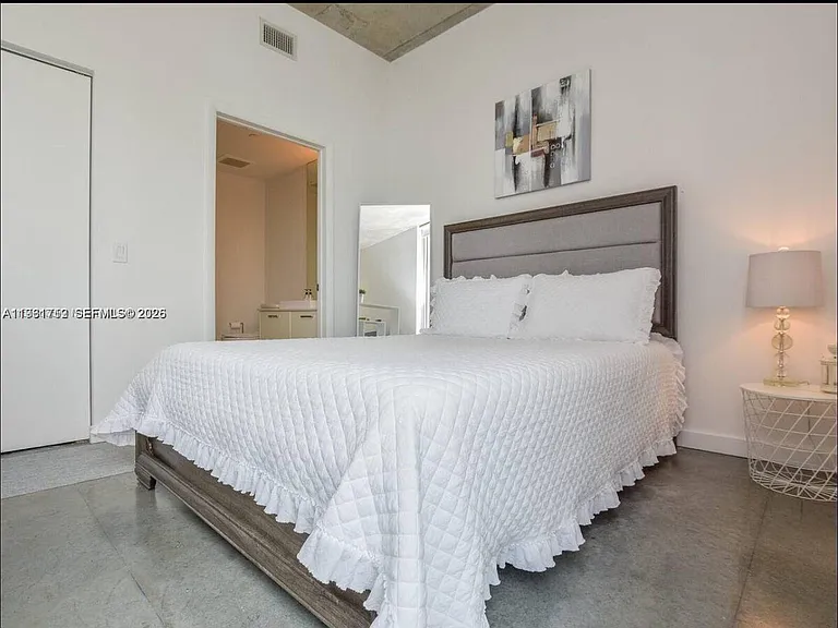 151 SE 1st St #2104 — Photo 17