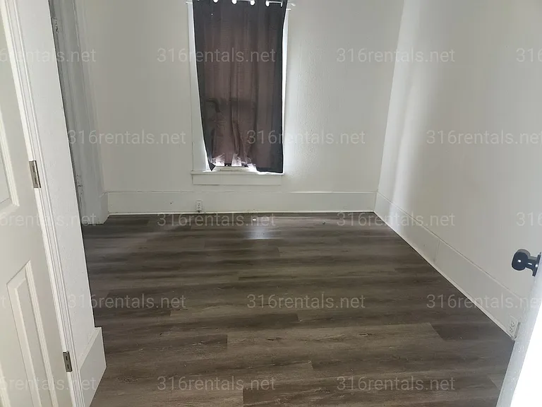 1152 N Cleveland Ave — Photo 5