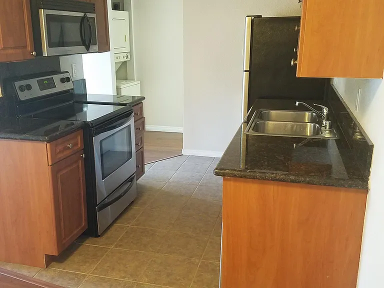 3010 Alta View Dr #B203 — Photo 6