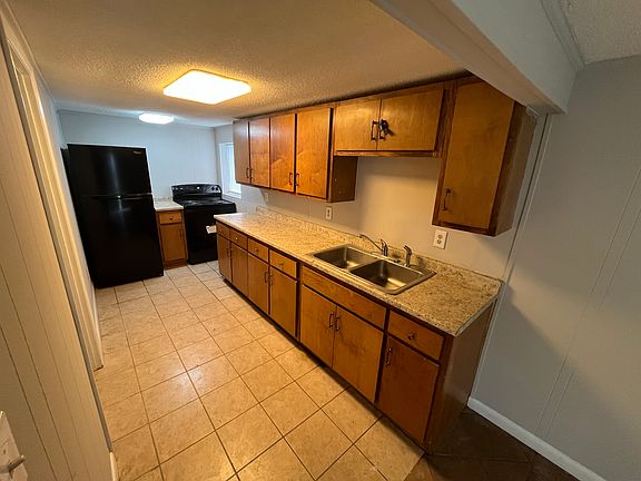 2nd image of 4916 Mayfair Ave