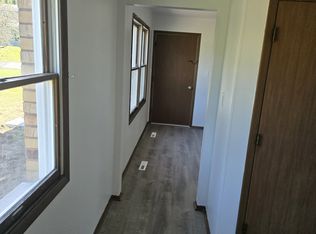 7390 Gibson St APT 1, Merrillville, IN 46410