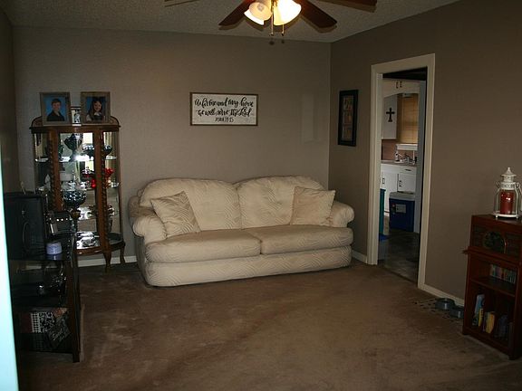3rd image of 2220 N 4th St