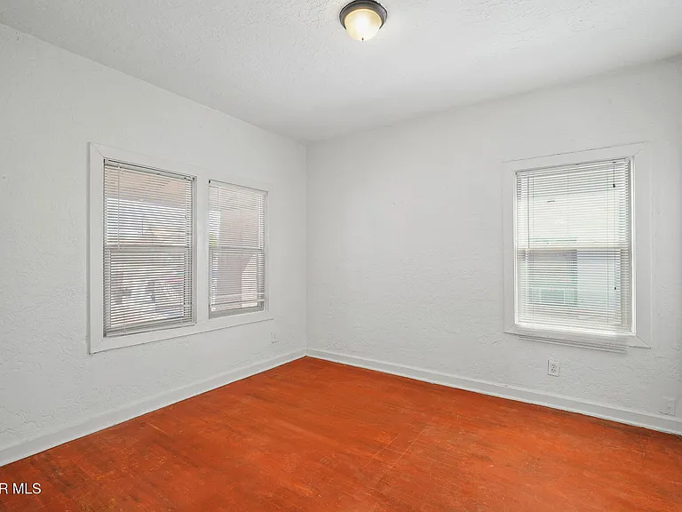 3204 Memphis Ave — Photo 11