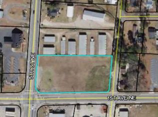 524 1st Ave NE, Cairo, GA 39828