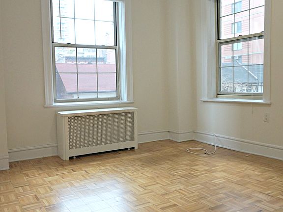 5th image of 698 W End Ave APT 4D