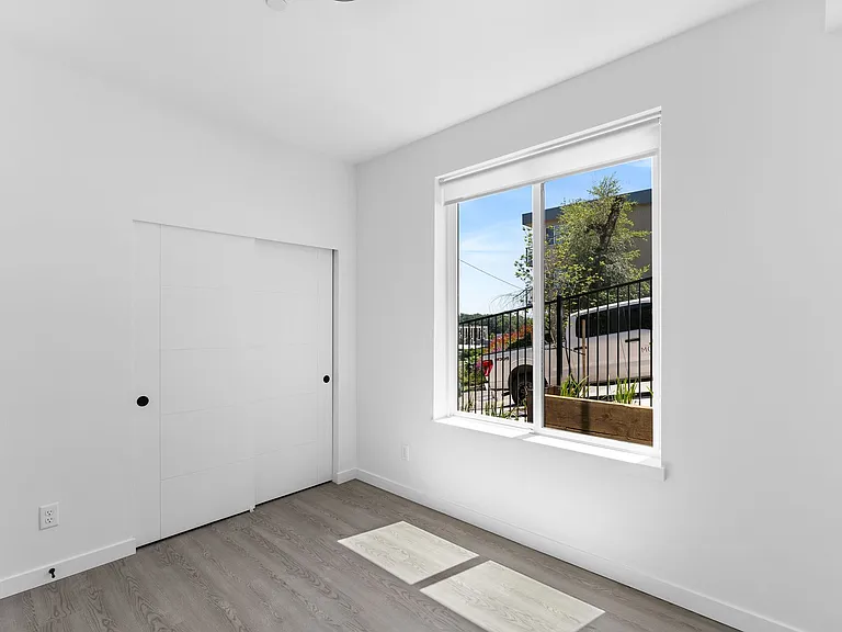 Modern New Construction - Minutes From Downtown Pdx & Ohsu — Photo 31