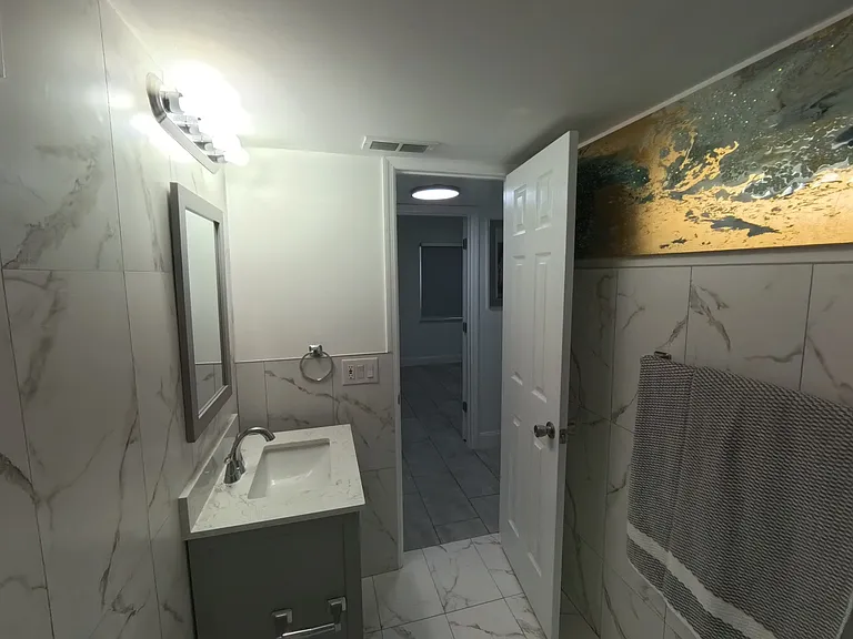 645 N Keene Rd #B — Photo 23