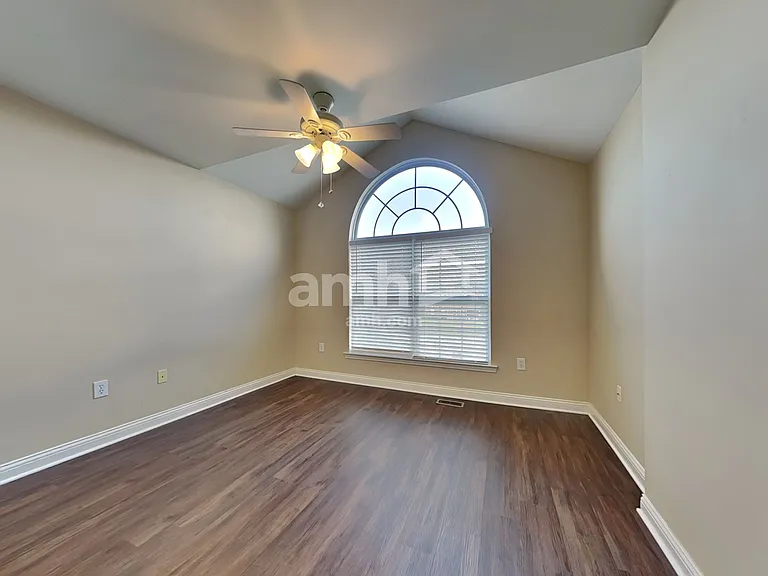 4455 Hackberry Ct — Photo 22