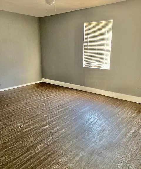 3113 Teak Ave — Photo 2