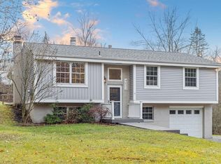 4032 McKalloff Rd, Gibsonia, PA 15044