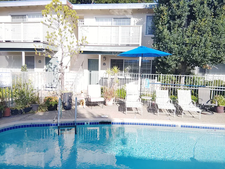 1957 California St — Photo 18