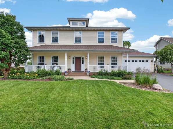 711 Ridge Dr, Elburn, IL 60119