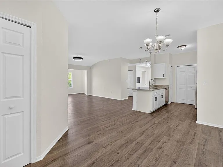 5467 Vineland Rd #6308 — Photo 3