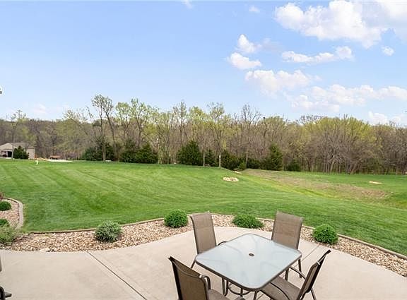 4th image of 9159 Scott Dr